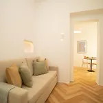 Whome Elegant Lisbon Flat In Iconic Belem